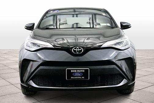 2022 Toyota C-HR XLE