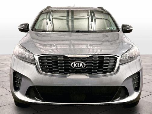 Everlasting Silver 2020 Kia Sorento S V6