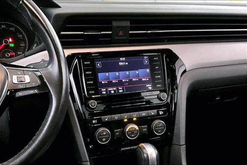 2020 Volkswagen Passat 2.0T SE