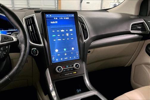 2021 Ford Edge Titanium