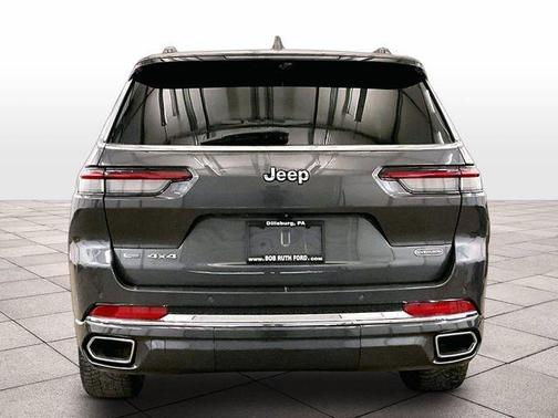 Metallic 2021 Jeep Grand Cherokee L Overland