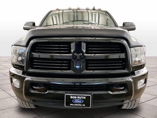 Brilliant Black Crystal Pearlcoat 2017 RAM 2500 Big Horn