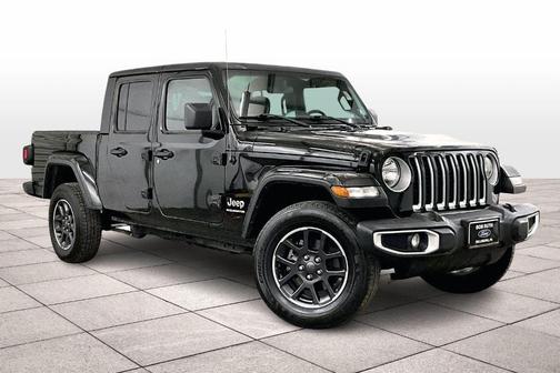 2023 Jeep Gladiator Overland