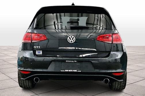 2017 Volkswagen Golf GTI S 4-Door