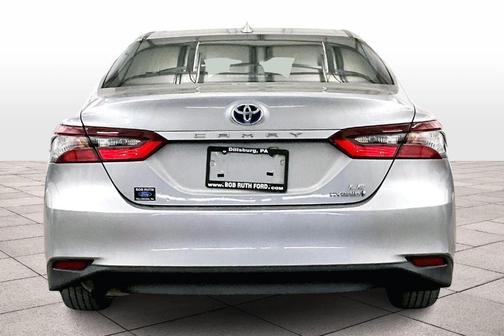 2021 Toyota Camry Hybrid LE