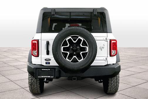 2022 Ford Bronco Base