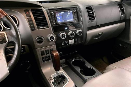 2016 Toyota Sequoia Platinum