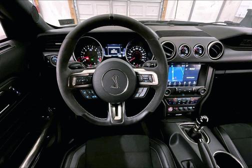 2017 Ford Shelby GT350 Base