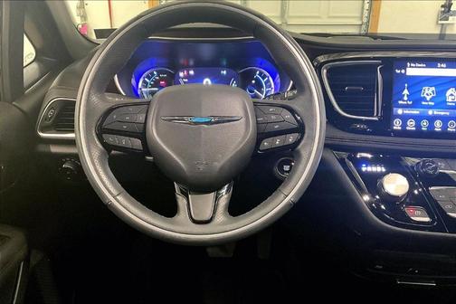 2020 Chrysler Pacifica Hybrid Limited