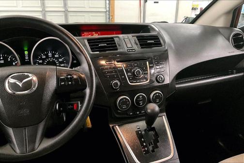 2015 Mazda Mazda5 Sport