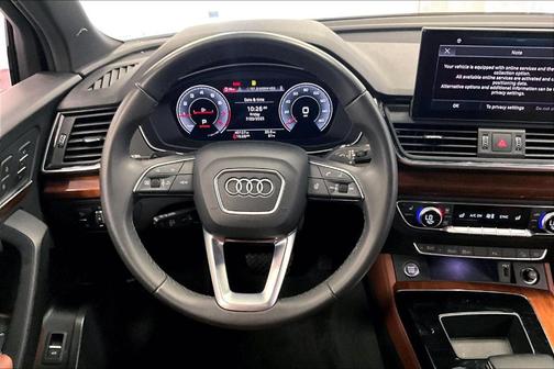 2022 Audi Q5 45 S line Premium Plus