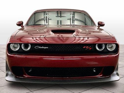 Octane Red Pearlcoat 2022 Dodge Challenger R/T Scat Pack