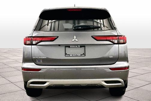 2022 Mitsubishi Outlander SE