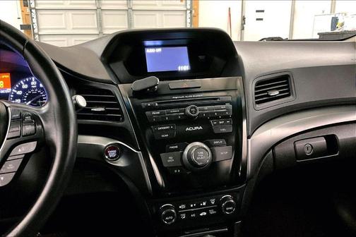 2013 Acura ILX 2.0L w/Premium Package