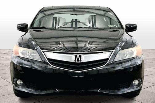 2013 Acura ILX 2.0L w/Premium Package