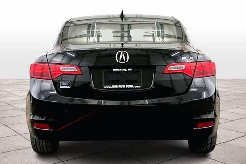 2013 Acura ILX 2.0L w/Premium Package