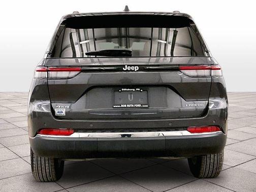 Metallic 2025 Jeep Grand Cherokee Laredo X