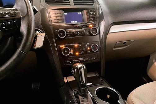 2018 Ford Explorer Base