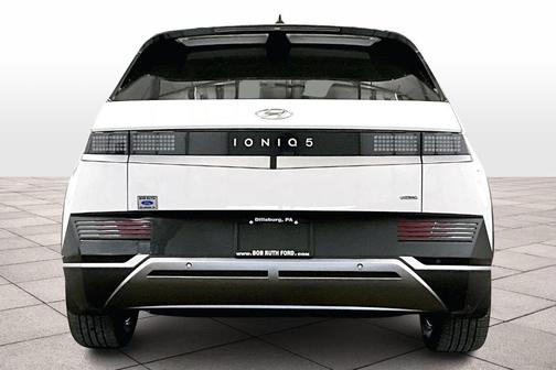 2022 Hyundai IONIQ 5 SE