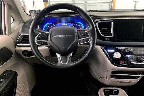 2018 Chrysler Pacifica Touring-L Plus