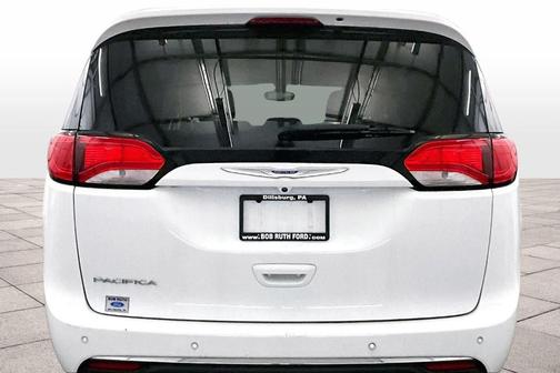 2018 Chrysler Pacifica Touring-L Plus