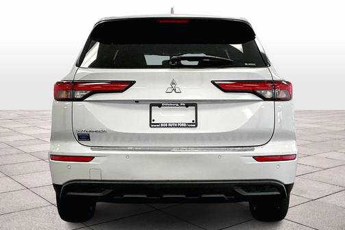 2022 Mitsubishi Outlander Black Edition