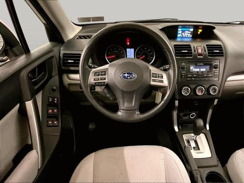 Satin White Pearl 2014 Subaru Forester 2.5i Premium