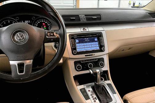 2010 Volkswagen CC Sport