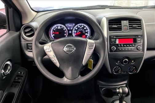 2015 Nissan Versa 1.6 SV
