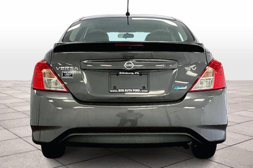 2015 Nissan Versa 1.6 SV