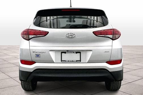 2018 Hyundai TUCSON SE
