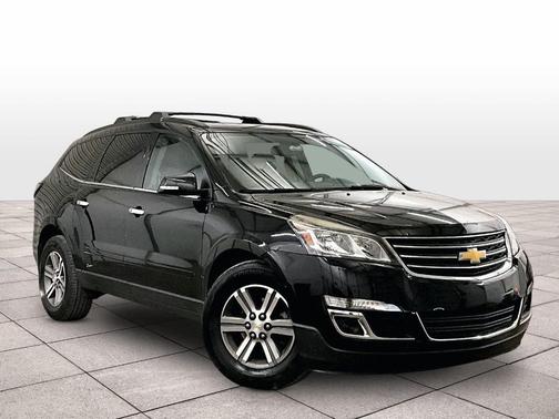 Mosaic Black Metallic 2017 Chevrolet Traverse 1LT