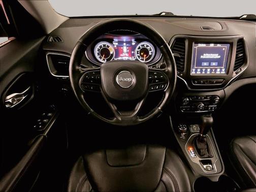 Diamond Black 2020 Jeep Cherokee Trailhawk