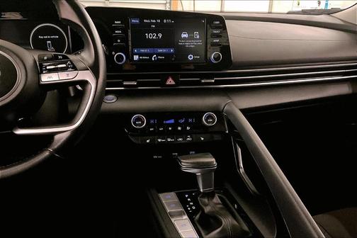 2021 Hyundai ELANTRA SEL