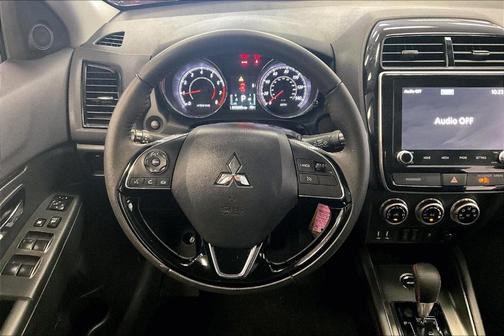 2024 Mitsubishi Outlander Sport LE