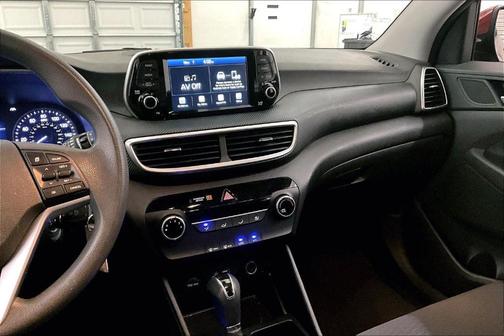 2020 Hyundai TUCSON SE