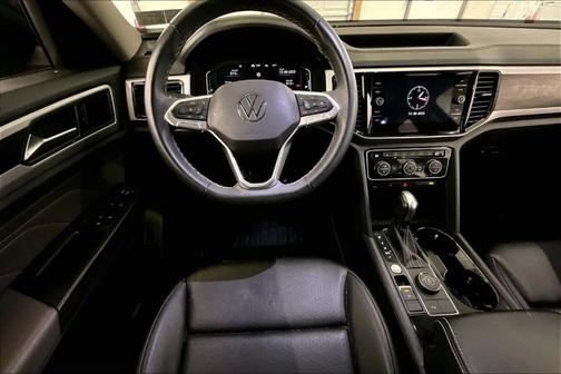 2023 Volkswagen Atlas 3.6L SE w/Technology