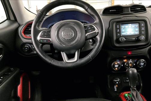 2017 Jeep Renegade Trailhawk