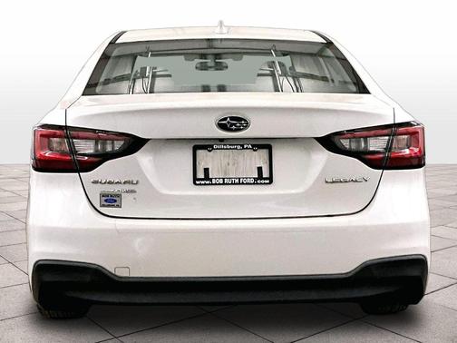 Crystal White Pearl 2020 Subaru Legacy Premium
