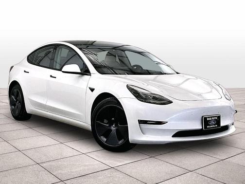 Pearl White Multi 2023 Tesla Model 3 Base
