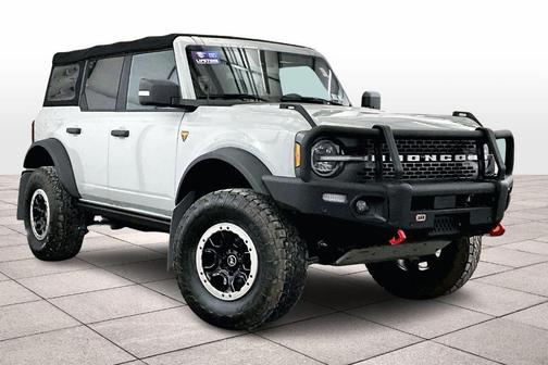 2022 Ford Bronco Badlands