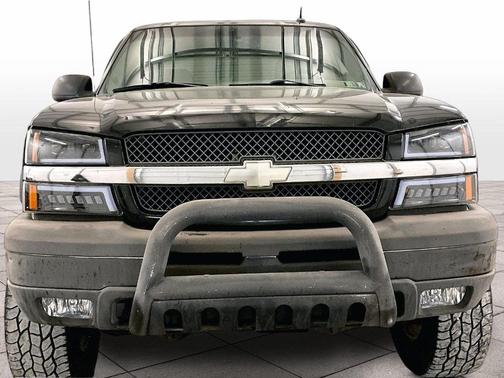 Black 2003 Chevrolet Silverado 2500 LT Extended Cab