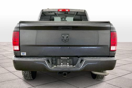2018 RAM 1500 ST