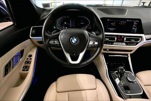 2019 BMW 330 i xDrive