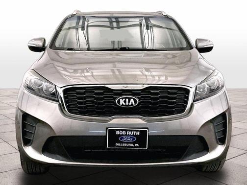 Titanium Silver 2019 Kia Sorento LX