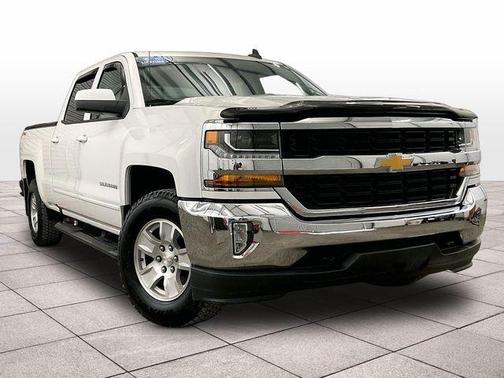 Summit White 2017 Chevrolet Silverado 1500 LT