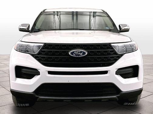 Oxford White 2022 Ford Explorer Base