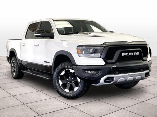 Bright White Clearcoat 2022 RAM 1500 Rebel