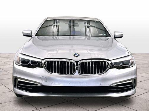 Glacier Silver Metallic 2019 BMW 540 i xDrive