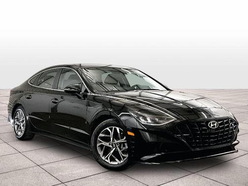 Phantom Black 2022 Hyundai SONATA SEL